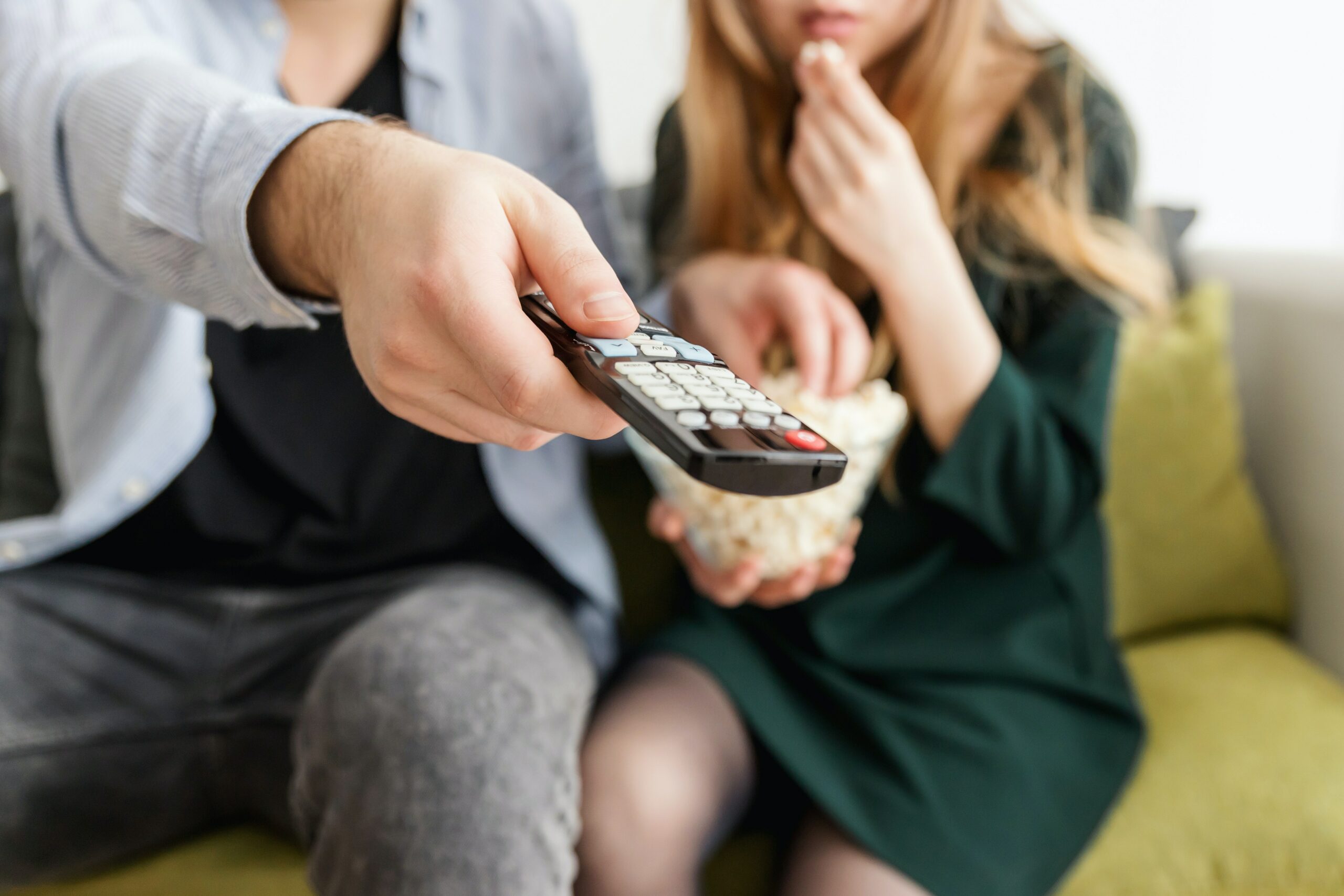 ストレス解消に効果的なテレビ番組10選